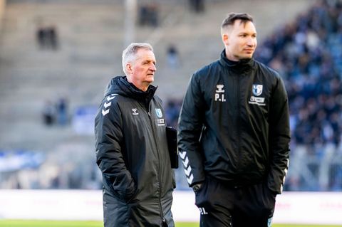 Magdeburgs Trainerduo Petrik Sander (l) und Pascal Ibold. Foto: Julius Frick/dpa