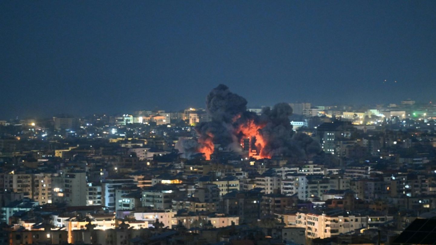 Israelische Armee meldet Angriffe auf Hisbollah-Ziele in Beirut