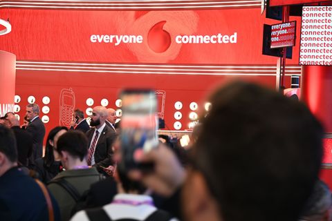 Der Vodafone-Messestand beim MWC in Barcelona. Foto: Wolf von Dewitz/dpa