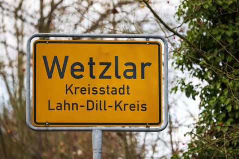 Ein marodes Parkhaus an der Kreisverwaltung des Lahn-Dill-Kreises in Wetzlar soll abgerissen und neu gebaut werden - das sorgt f