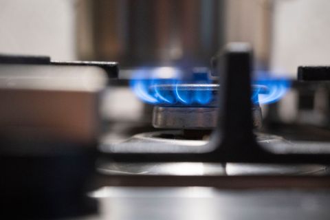 Der Iran-Krieg hat noch keine direkten Auswirkungen auf die Gaspreise für Verbraucher. (Symbolbild) Foto: Marijan Murat/dpa