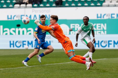 Thorben Hoffmann fehlt den Braunschweigern einige Wochen. (Archivbild) Foto: Heiko Becker/dpa