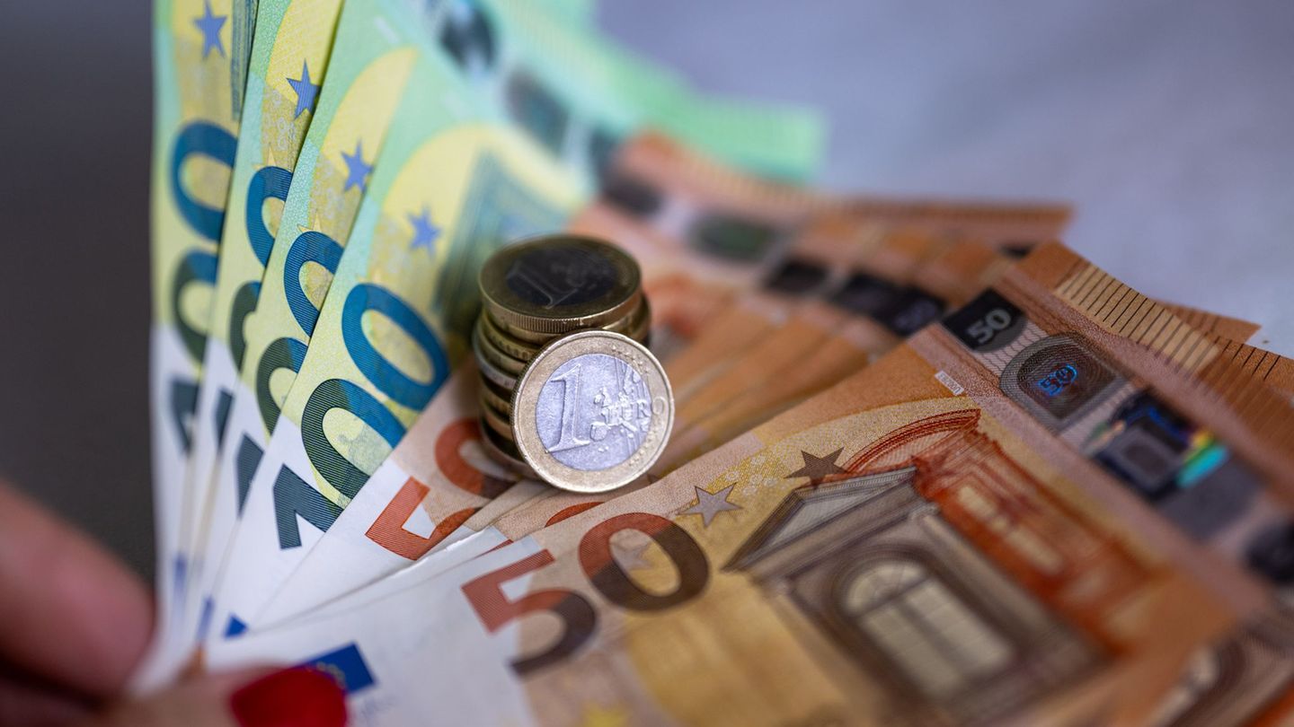 Frauen auf dem Arbeitsmarkt: Mehr Frauen in festen Jobs – Gleichstellung ist dennoch fern