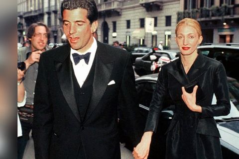 Carolyn Bessette-Kennedy setzte auf ausgewählte, simple Kleidungsstücke.