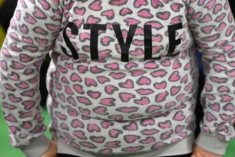 Der Anteil krankhaft übergewichtiger Vorschulkinder in Sachsen-Anhalt hat sich wieder an das Vor-Corona-Niveau angenähert (Symbo