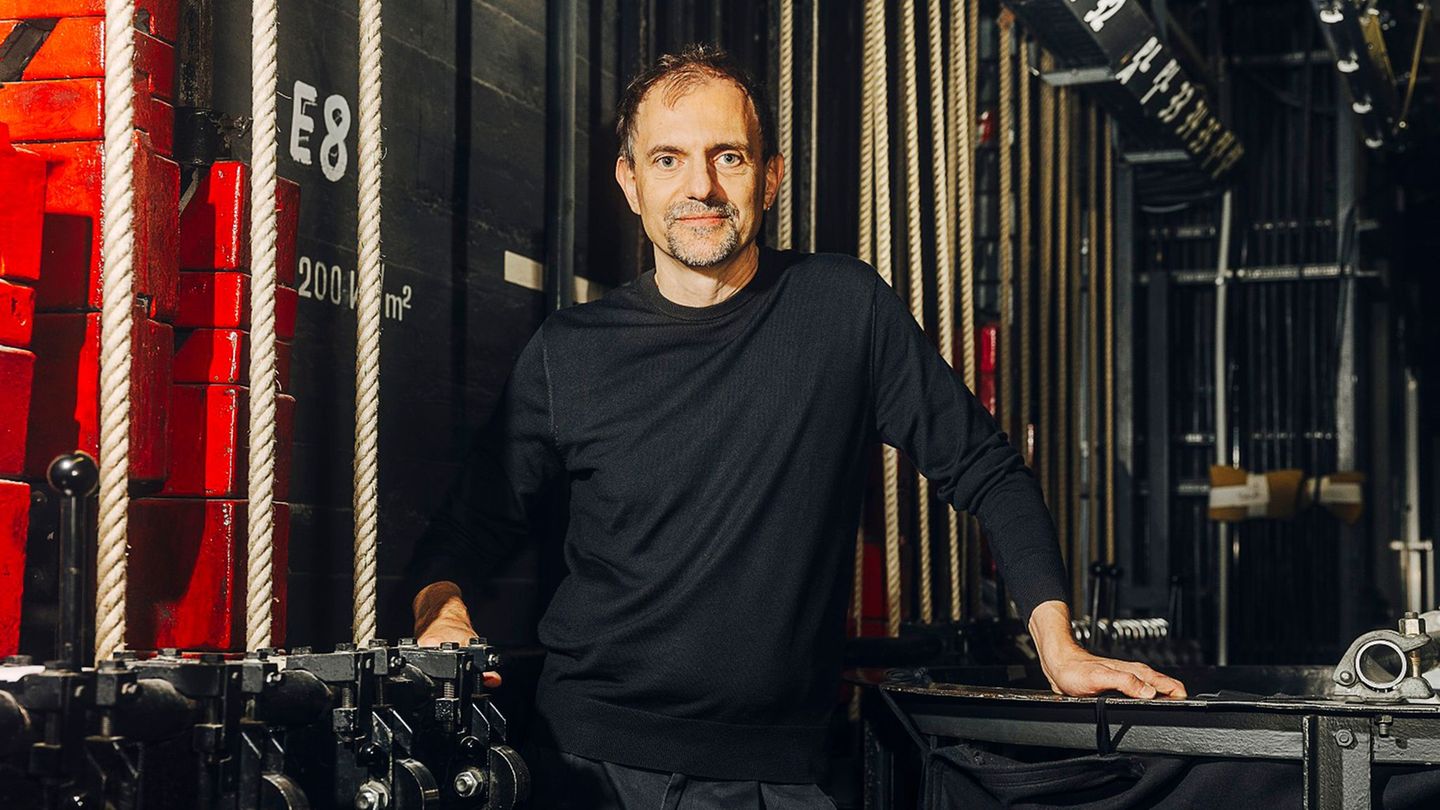 Festival-Intendant Olaf Kröck hofft darauf, dass die Schauspieler aus dem Iran einreisen können. Foto: Sofia Brandes/Ruhrfestspi