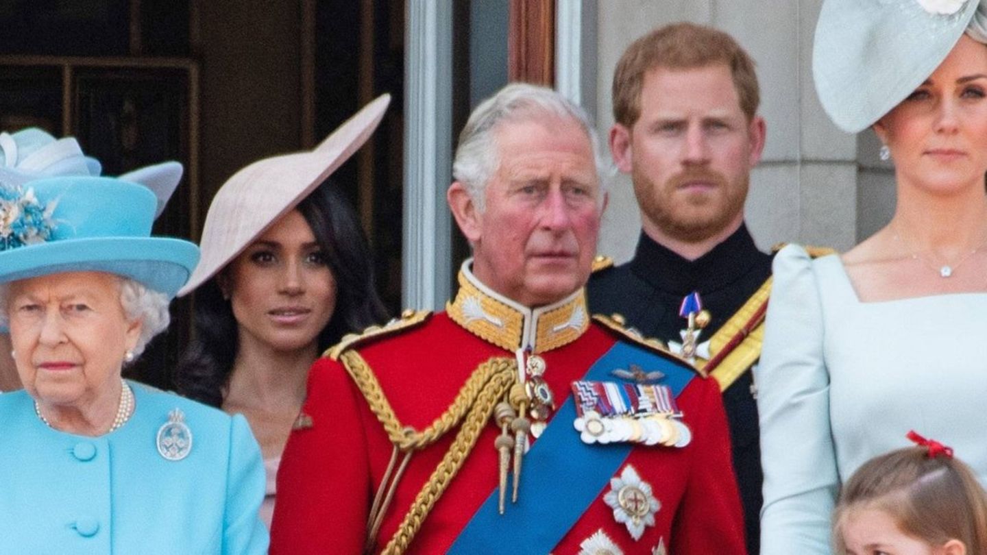 Werden König Charles, sein Sohn Prinz Harry und Herzogin Meghan jemals wieder öffentlich zusammen zu sehen sein? Angeblich hat