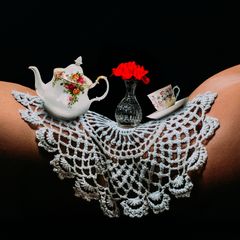 Sexualität: Nackte Körper und ganz viel gutes Essen: Ein römisches Gelage in Berlin