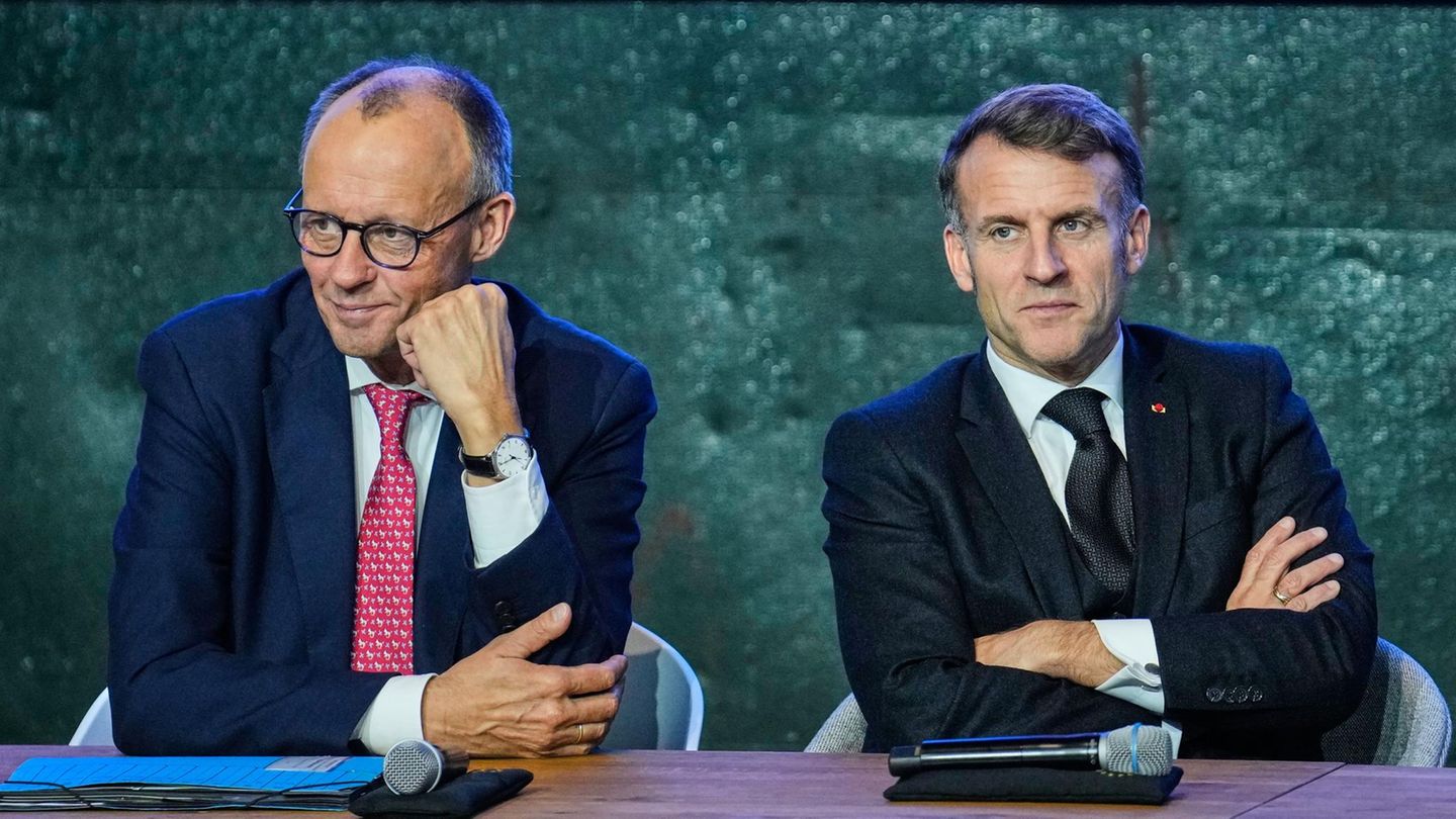 Bundeskanzler Friedrich Merz und Frankreichs Präsident Emmanuel Macron (r.)