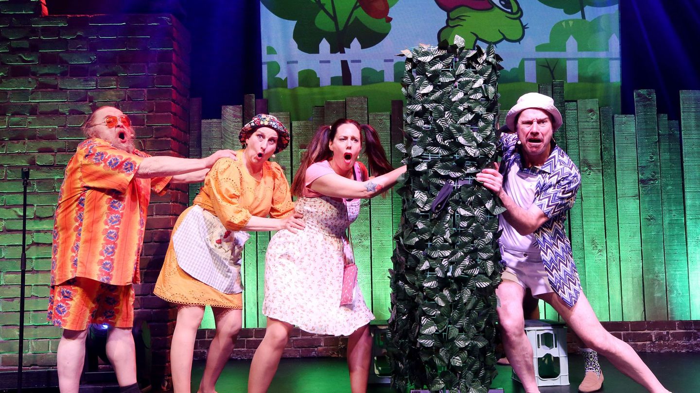 Schrille Satire aus dem Ruhrpott: Der Geierabend wollte Kontrastprogramm zum rheinischen Karneval bieten. (Archivbild) Foto: Rol