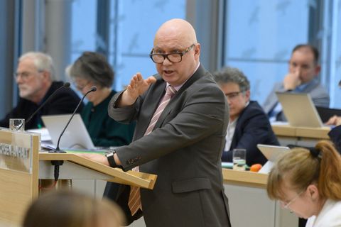 AfD-Co-Fraktionschef Oliver Kirchner wies die Vorwürfe zurück. Foto: Klaus-Dietmar Gabbert/dpa