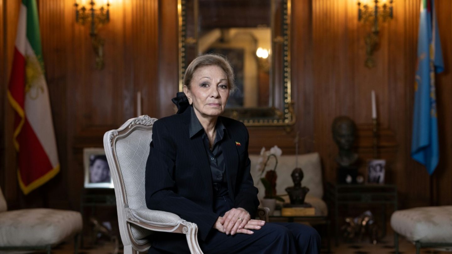 Farah Pahlavi am 20. Januar 2026 in Paris