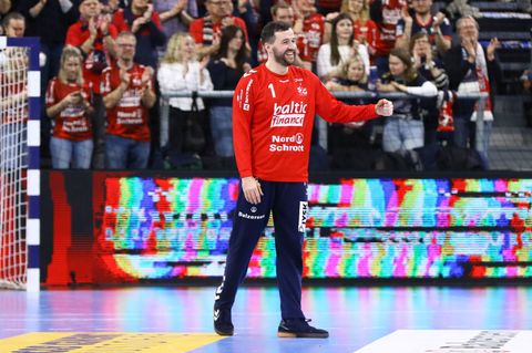 Benjamin Buric und die SG Flensburg-Handewitt waren in Frankreich gefordert. (Archivbild) Foto: Michael Hundt/dpa