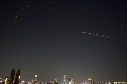 Mehr als 500 ballistische Raketen hat der Iran bei Vergeltungsschlägen nach Angaben des US-Militärs abgefeuert. Foto: Ohad Zwige