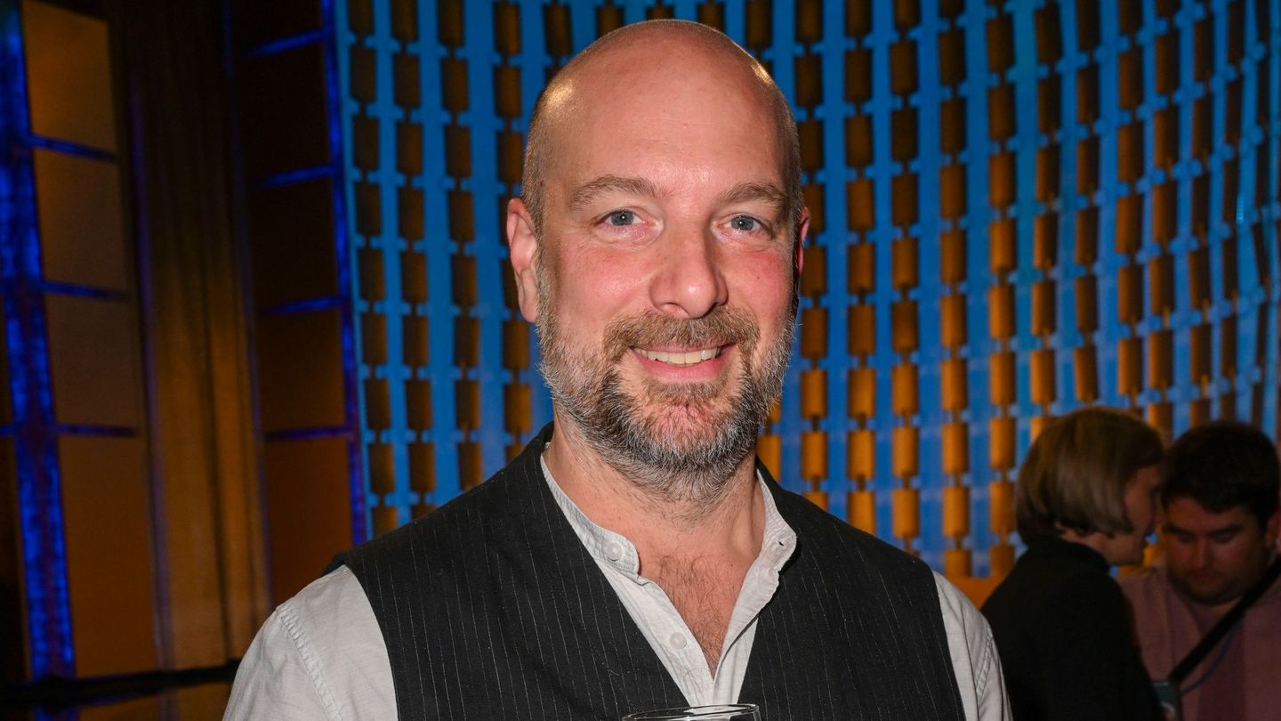 Stephan Zinner ist Kabarettist, Musiker und Schauspieler. Und auf dem Nockherberg kennt er sich bestens aus.