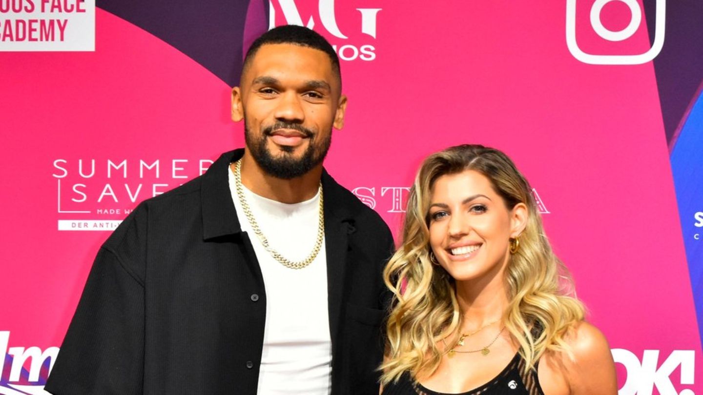 Haben sich in der Türkei wieder vereint: Dominic und Sarah Harrison.