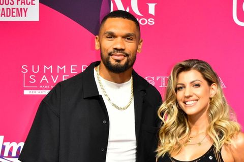 Haben sich in der Türkei wieder vereint: Dominic und Sarah Harrison.