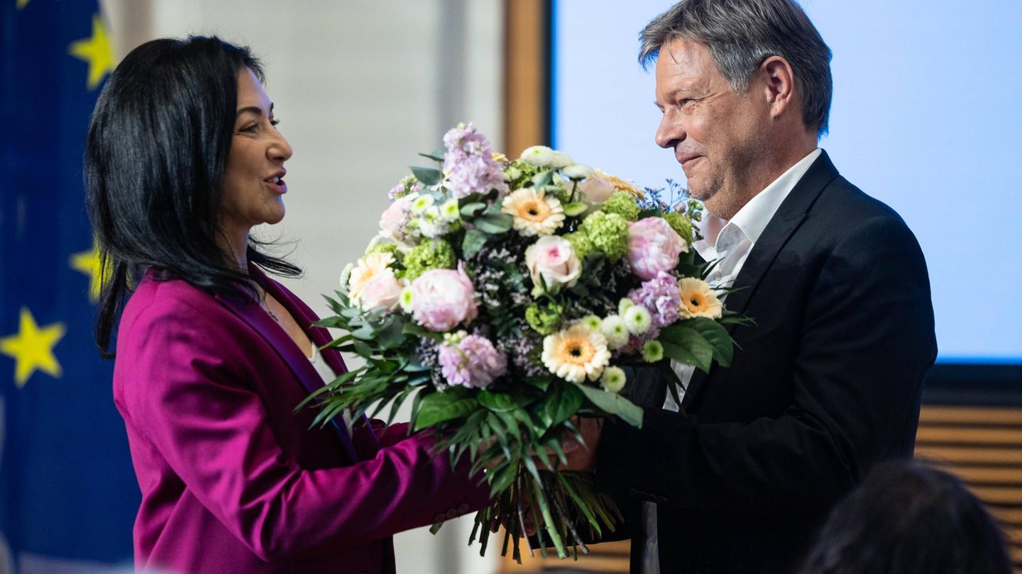 Meinung: Krisenmanagerin Reiche: Ausgerechnet an Habeck muss sie sich jetzt messen lassen