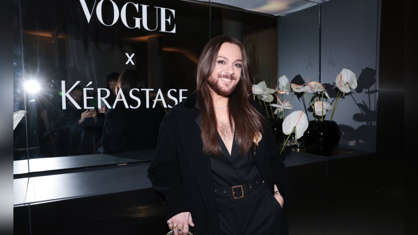 Riccardo Simonetti ist die erste "Vogue Spotlight"-Persönlichkeit.