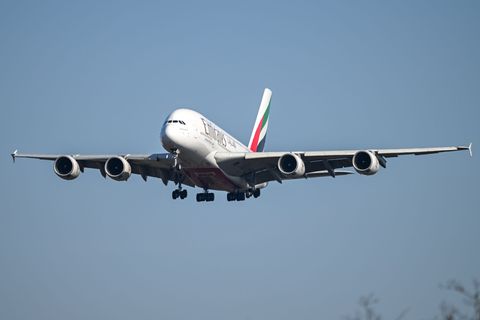 Am Dienstag landete bereits ein Flug der Airline Emirates in Frankfurt. Foto: Florian Wiegand/dpa