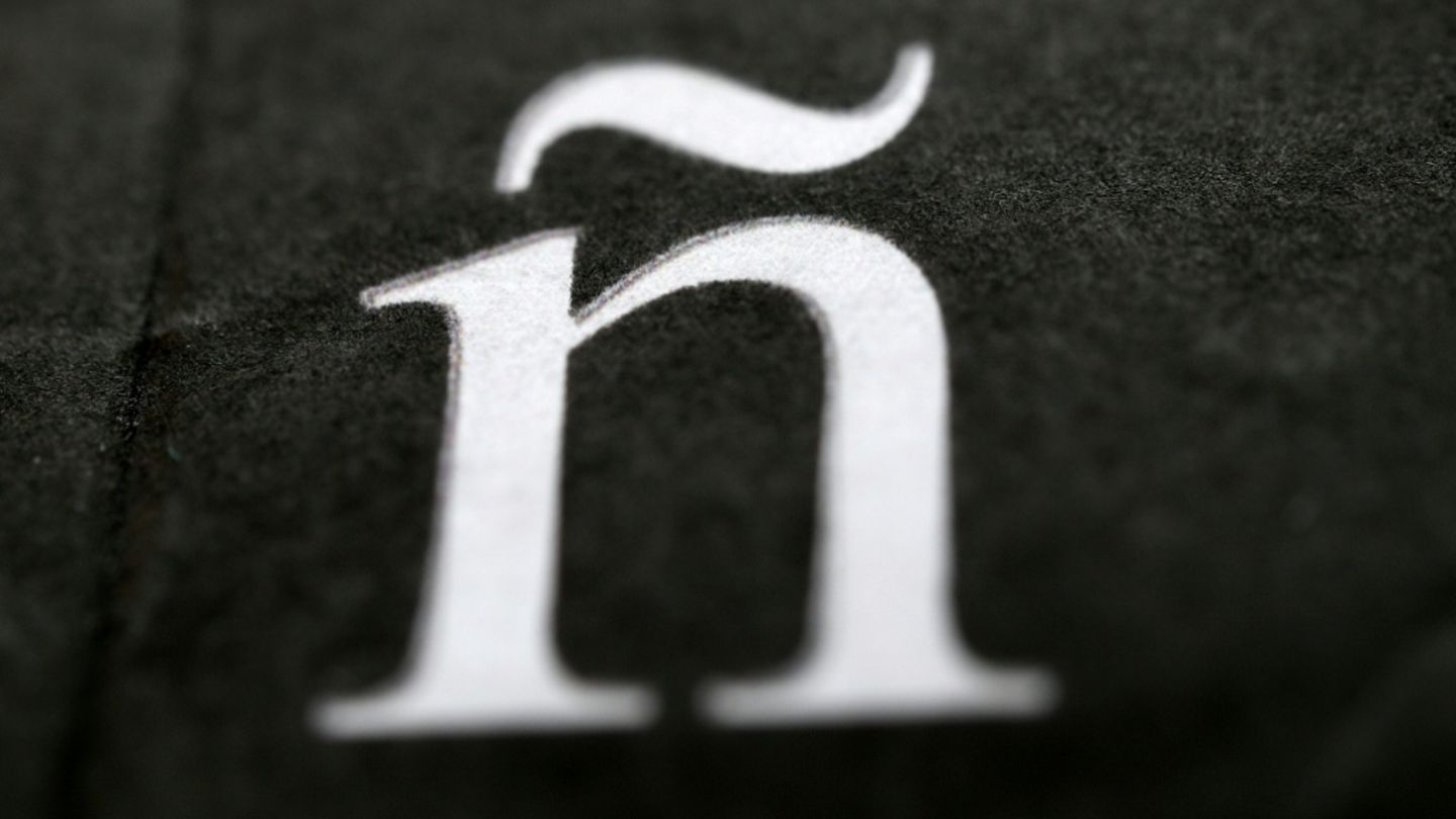 Frankreich erlaubt Wellenzeichen auf Buchstaben