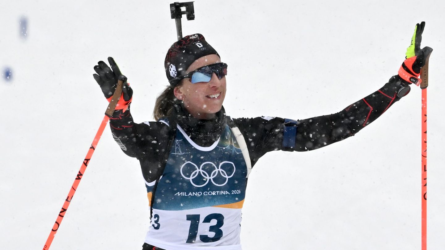 Franziska Preuß wechselt die Seiten und wird erstmals ein Rennen kommentieren. (Archivbild) Foto: Hendrik Schmidt/dpa