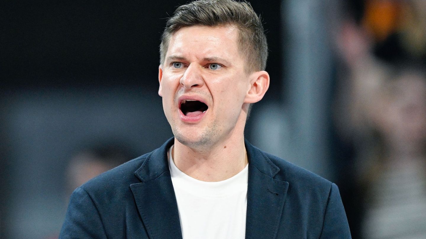 Nun auch für Österreich im Einsatz: Trainer Adam Swaczyna Foto: Uwe Anspach/dpa