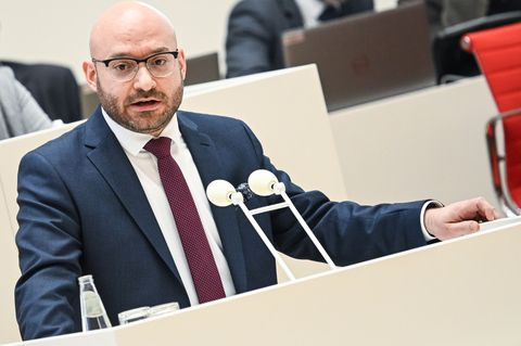 Dass die Zahl der angekommenen Wahlbriefe in Strausberg stark zurückging, findet auch Innenminister René Wilke (SPD) ungewöhnlic