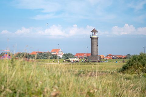 Die ersten Flüge von und nach Juist sollen am 15. März starten. (Archivbild) Foto: Sina Schuldt/dpa