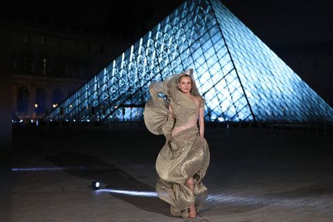 Wie vom Winde verweht: Diane Kruger beim Grand Dîner du Louvre.