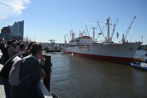 Das Schiff transportierte von 1962 bis 1981 unter anderem Autos und Maschinen nach Südamerika. (Archivbild) Foto: David Hammerse