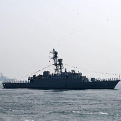 Die iranische Fregatte "Iris Dena" im Februar 2026 bei einem internationalen Manöver im Golf von Bengalen