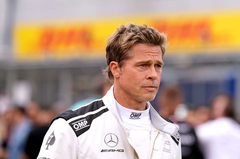 Im ersten "F1"-Film spielte Brad Pitt den gealterten Rennfahrer Sonny Hayes. (Archivbild) Foto: Tim Goode/PA Wire/dpa