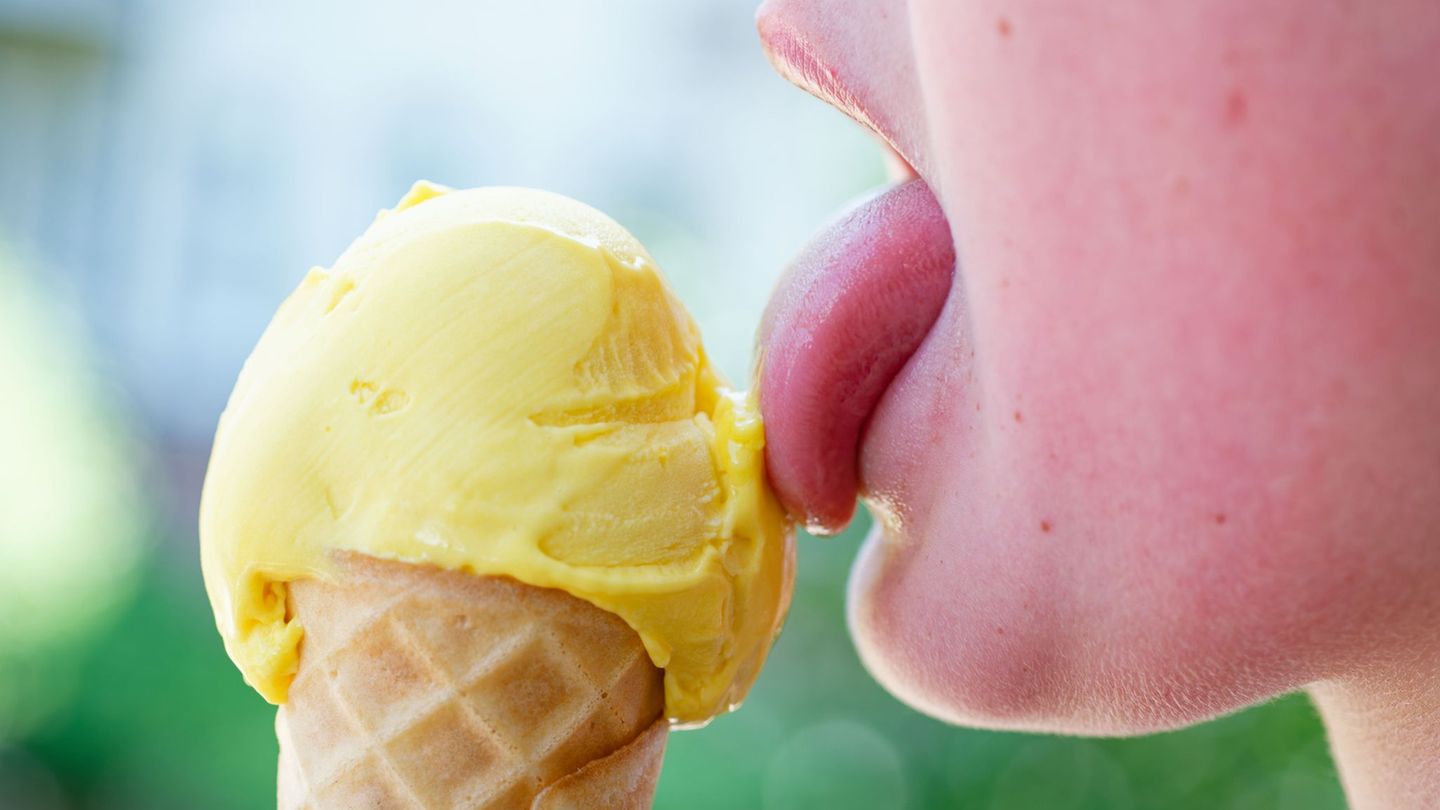 Wetter zum Eisessen: 19 Grad sind laut DWD möglich. (Archivbild) Foto: Uwe Anspach/dpa