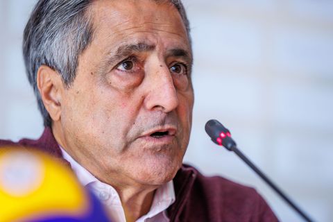 Niroomand ärgerte sich sehr über den Auftritt seines Teams. (Archivbild) Foto: Andreas Gora/dpa