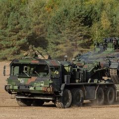 Schwerlasttransporter vom Typ „Elefant“ in Lüneburg