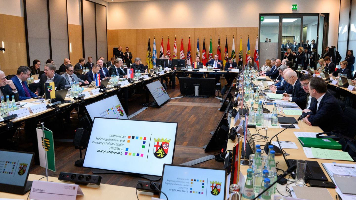 Länder und Kommunen verlangen vom Bund eine Soforthilfe für Altschulden Foto: Bernd von Jutrczenka/dpa