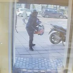 Räuber überfallen Juweliergeschäft – mit einer Kettensäge