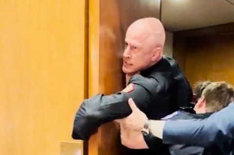 US-Veteran wird Arm gebrochen