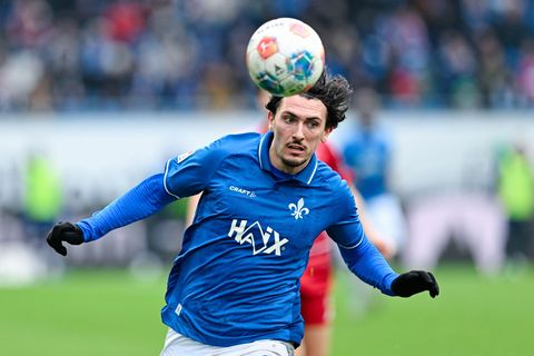 Fraser Hiornby hofft gegen Kiel auf seinen Einsatz 8Archivbild). Foto: Uwe Anspach/dpa