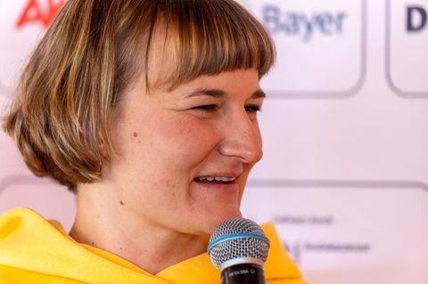 Fahnenträgerin 2.0: Anna-Lena Forster. Foto: Philipp von Ditfurth/dpa