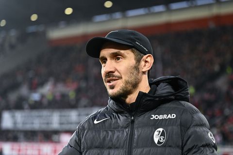 Trainer Julian Schuster ist mit der bisherigen Freiburger Saison zufrieden. (Archivbild) Foto: Silas Stein/dpa