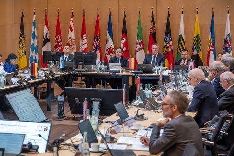 Der Bund muss sich bewegen, fordern die Regierungschefinnen und Regierungschefs der Länder. Foto: Michael Kappeler/dpa