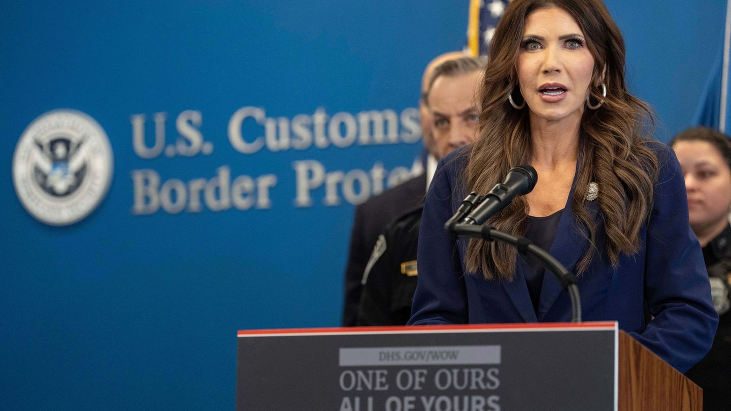 Als erste Ministerin der aktuellen Trump-Regierung muss US-Heimatschutzministerin Kristi Noem gehen. (Archivfoto) Foto: Yuki Iwa