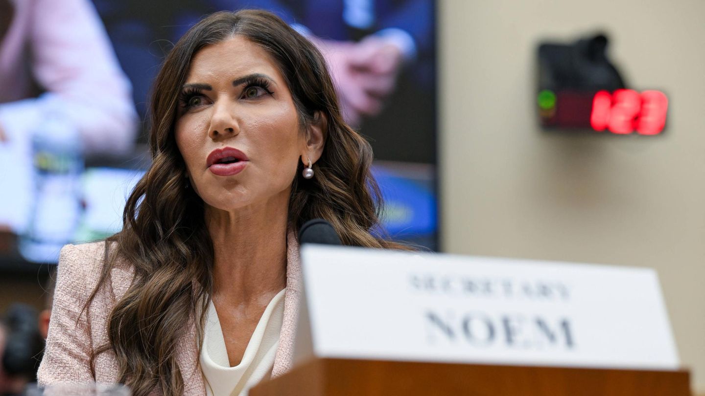 Kristi Noem bezeichnete die durch ICE getöteten US-Bürger als „Terroristen im Inland“