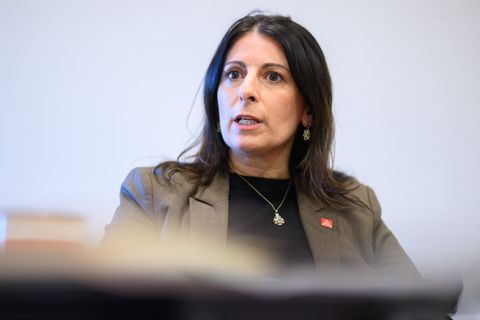 Cavallo will die Schließung von Autowerken verhindern – möglicherweise auch mit Hilfe der Rüstungsindustrie. Foto: Julian Strate