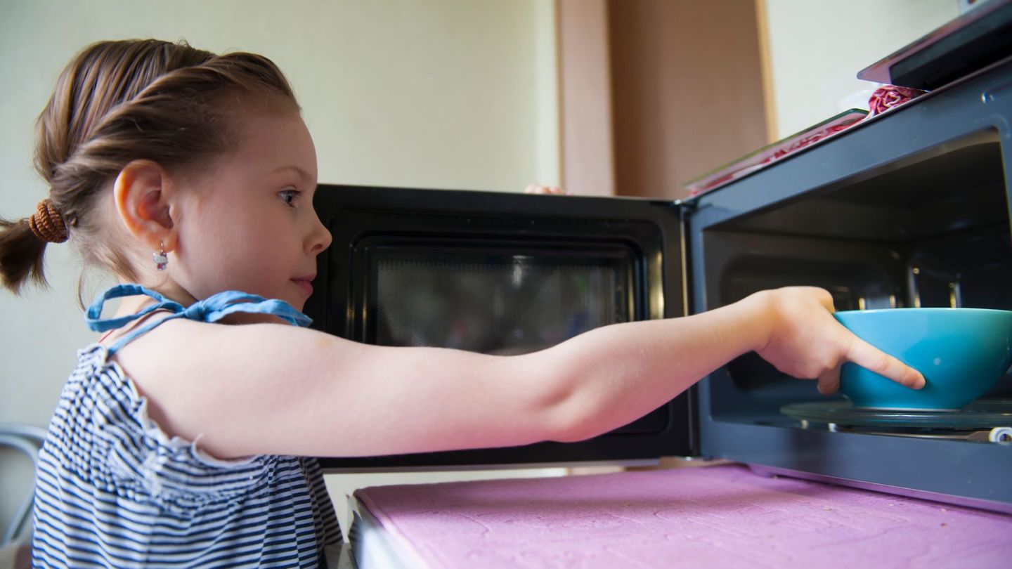 Geeignetes Geschirr für die Mikrowelle