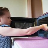 Geeignetes Geschirr für die Mikrowelle