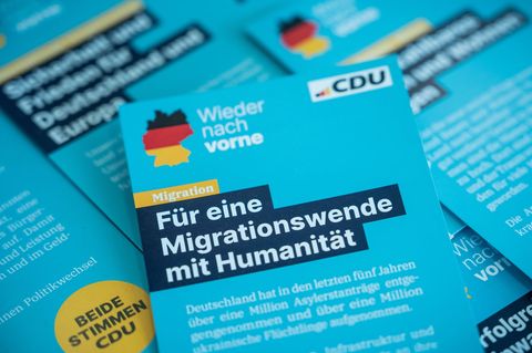 Vor der Landtagswahl in Sachsen-Anhalt dürfen Parteien Adressen abfragen. (Archivbild) Foto: Michael Kappeler/dpa