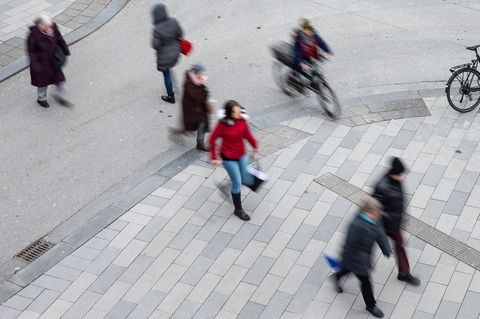 Der Anteil von Frauen und Mädchen im Alter ab 15 Jahren an der Thüringer Gesamtbevölkerung betrug 2024 durchschnittlich 50,7 Pro